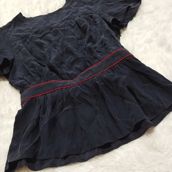 ⬇️Price Drop! Frame 100% Silk Peplum Top - Navy Blue/Red - Picture 3 of 13